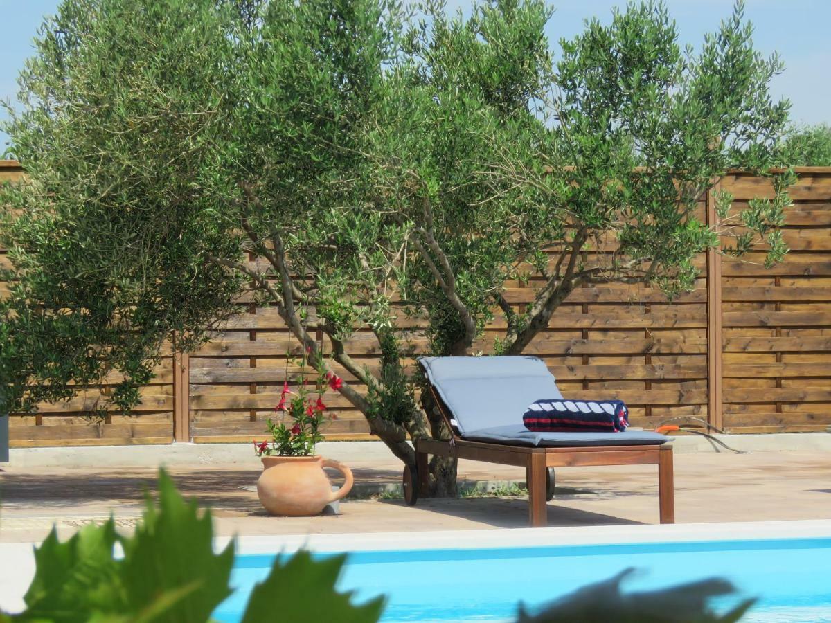 Apartment Smilje Szybenik Zewnętrze zdjęcie