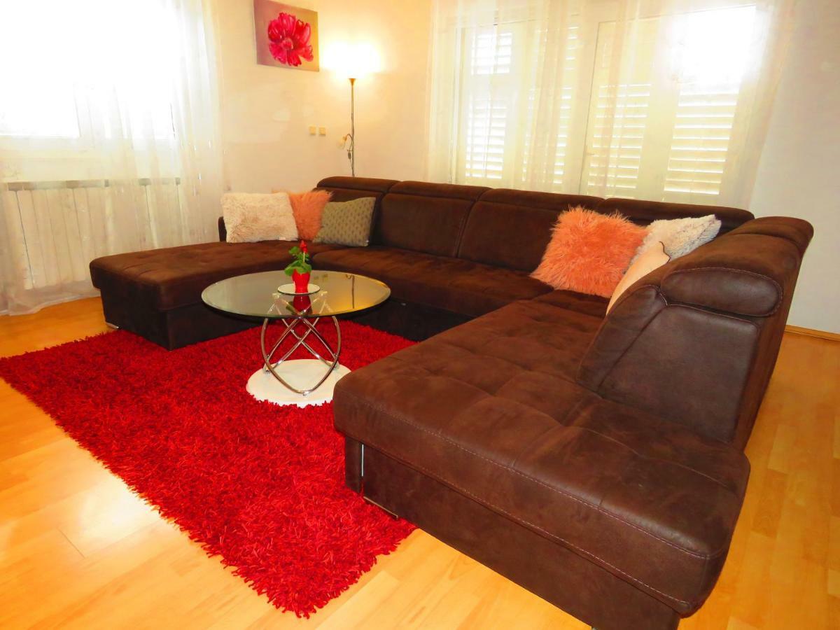 Apartment Smilje Szybenik Zewnętrze zdjęcie